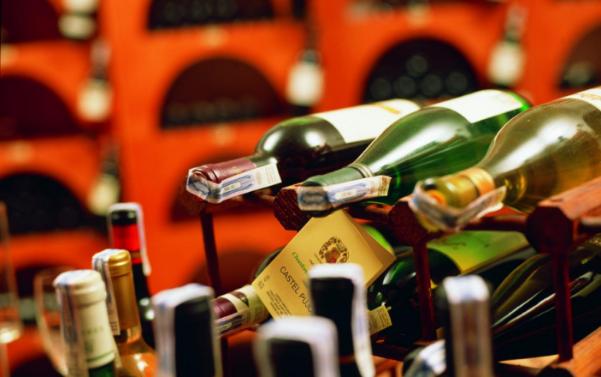 За занижение цен на алкоголь продавца оштрафуют и лишат лицензии